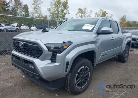 2025 Toyota Tacoma Trd Sport 4Wd z USA, uszkodzony, nr VIN 3TMLB5JN8SM097639